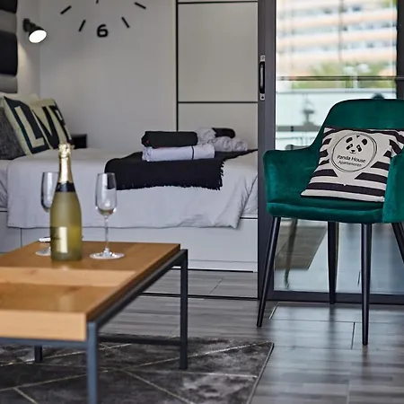 Апартаменты Panda House *