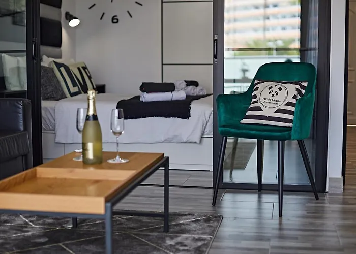 Апартаменты Panda House *