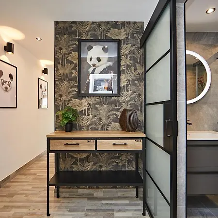 Panda House 아파트 *